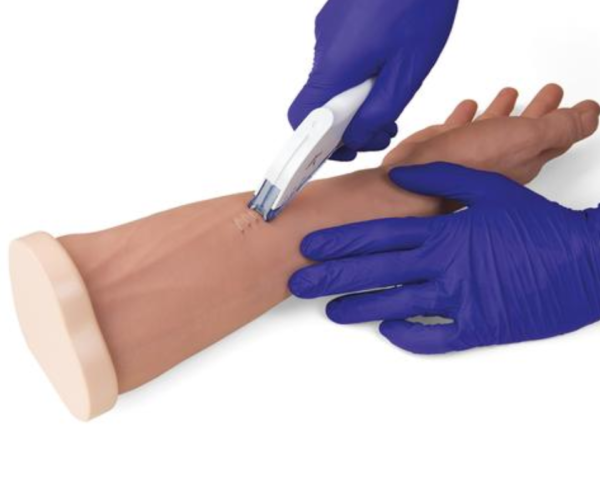 Bras d'entraînement à la suture – Image 2